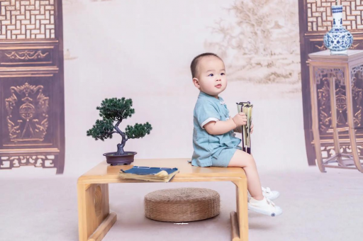 自贡宝宝汗毛重怎么办